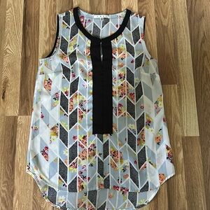 CAbi dress shirt size XS